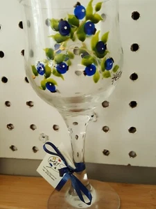Handpainted Wine Glass Signed HELTY Gallery-Helene Tremblay, Painter Floral - Picture 1 of 8