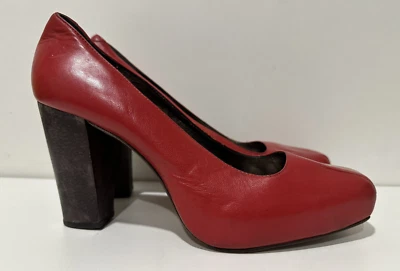 Pour La Victoire Mujer Talla 10 Rojo Cuero Bomba Plataforma Oculta Tacón Zapatos Foto 1 de 4