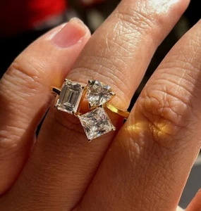 Fede nuziale donna Toi Et Moi tre pietre argento sterling a grappolo moissanite - Foto 1 di 4
