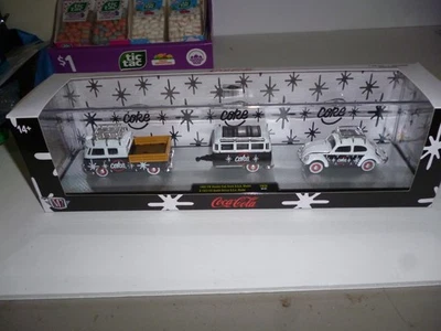 МАШИНЫ M2 COCA-COLA 1960 VW ГРУЗОВИК С ДВОЙНОЙ КАБИНОЙ США/53 VW BEETLE DELUXE     - Изображение 1 из 4