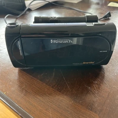 EmersonResearch SmartSet Alarm Clock Radio Time Projector 2 Alarm 4 Parts/repair - Image 1 of 4