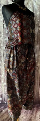 💜Ishka Gorgeous Halter Neck Jumpsuit / Romper Sz L -14 💅🏼 - image 1 of 4