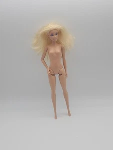 Barbie Fashionistas HBV15 R171 Puppe von 2015 - Bild 1 von 4