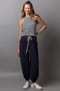 POL Clothing Damen Cropped ärmelloses Häkeltop in Schwarz - Bild 1 von 5