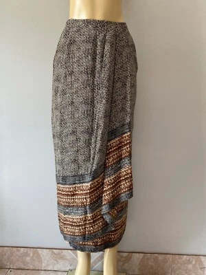 FALDA DE SEDA ENVOLVENTE SINTÉTICA FORRADA CARLISLE PARA MUJER TALLA 10 Foto 1 de 4