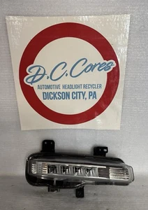 ⭐️USED⭐️UNBROKEN⭐️20-23 RIGHT SIDE Ford Explore Fog Lamp Assembly - Foto 1 di 10