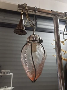 LAMPADARIO VINTAGE SFERA VETRO INGABBIATO ROSA CHANDELIER PINK - Picture 1 of 3