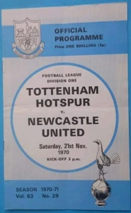 TOTTENHAM HOTSPUR v NEWCASTLE UNITED 70-71 LEAGUE MATCH 16 PAGES - Picture 1 of 10