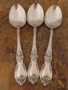 Oneida Louisiana Set of 3 Serving Spoons Community Stainless Flatware Lot X - Picture 1 of 4
