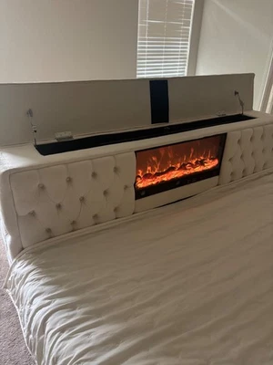 Cama King Size Color Beige con LED, Chimenea y Soporte TV con Bluetooth  Foto 1 de 3