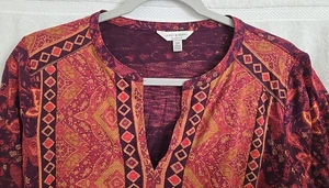 Top donna Lucky Brand Boho Lagenlook S/P rosso floreale manica lunga spacco dietro - Foto 1 di 19