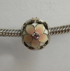 Original Pandora Magnolienblüte Cerise Emaille & Rosa CZ Bead 792087PCZ - Bild 1 von 2