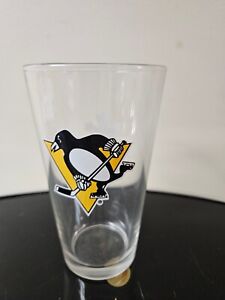 Pittsburgh Penguins Labatt NHL Hockey Pint Glass