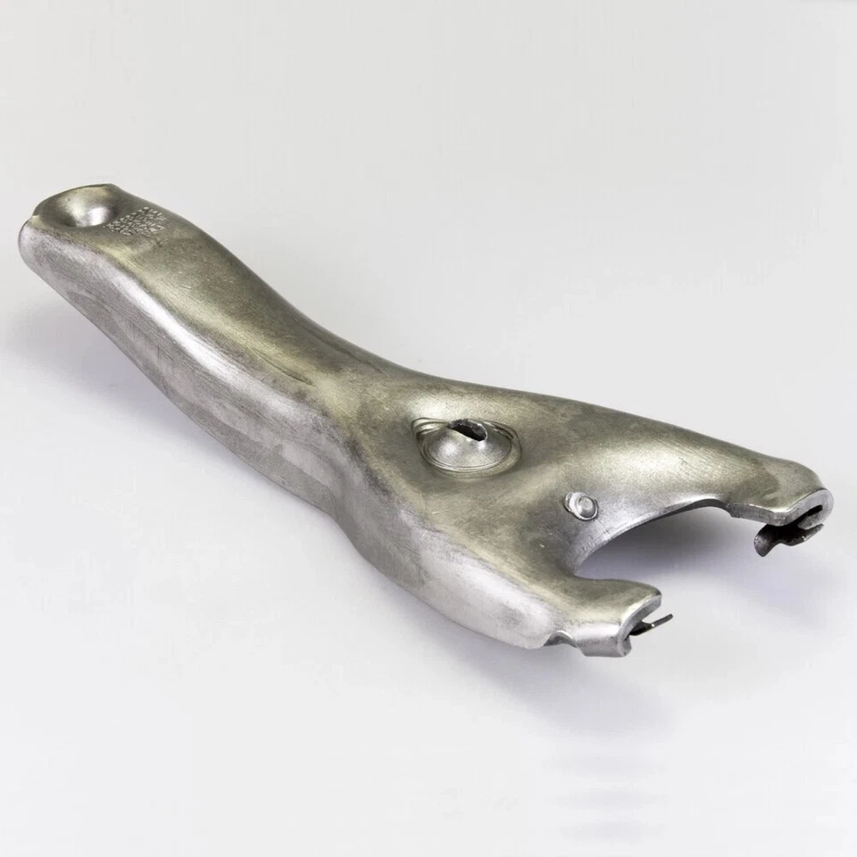 LUK Clutch Release Arm fits 1988-1995 GMC C3500 K3500 C1500 C2500K1500 K2500 - Image 1 of 1