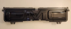 2024, 2025 GMC Sierra EV Denali Front Grille Lit Emblem - Picture 1 of 3