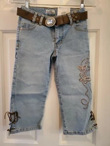 NEW Girl's Denim Capris By SO, Size 10 - Picture 1 of 6