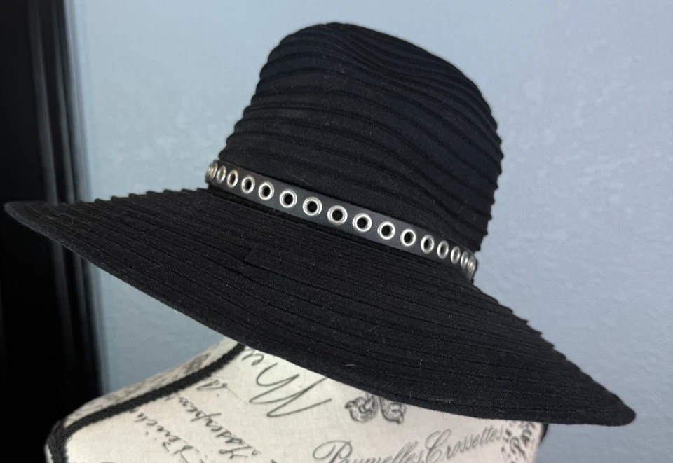 The Kooples Hat Wide Brim Fitted 55 Black Rabbit Felt Grommet Leather France - Image 1 of 4