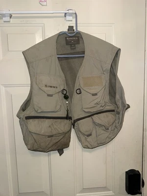 Simms Fly Fishing Outdoor Vest Multiple Pockets  XL Tan (HOME84) - Image 1 of 4