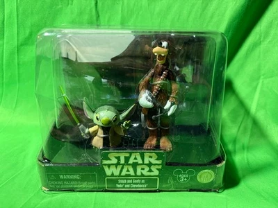 Figuras Star Tours Wars Disney Stitch and Pateta como Yoda e Chewbacca 2010 - Imagem 1 de 2