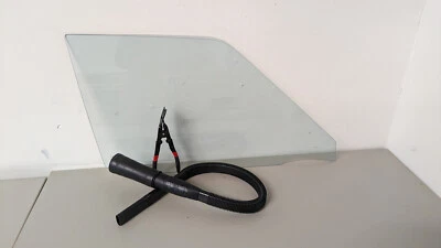 Vidrio delantero derecho para Toyota Corolla 1980-1981 4 puertas camioneta lado pasajero Foto 1 de 2