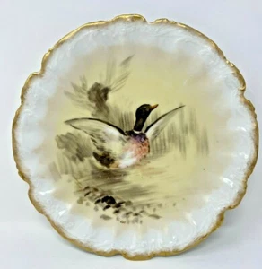 ANTIQUE LIMOGES J & B DUCK PLATE GOLD SCALLOPED EDGE ARTIST SIGN LUC 9 1/2" - Picture 1 of 6