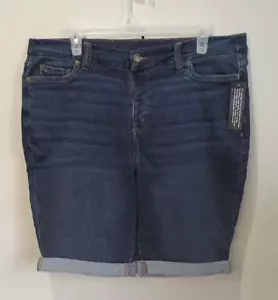 D & CO Dark Blue Denim Bermuda Shorts Womens Size 18WP Stretch NWT - Picture 1 of 11