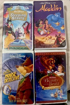 Cintas VHS 4 piezas vintage de diamantes negros clásicos de Disney Foto 1 de 2