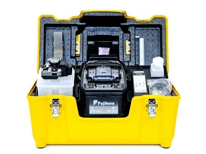 Serviced Fujikura 90S+ Fibre Optic Fusion Splicer + CT-50 Cleaver - ARC 2144 - Picture 1 of 7