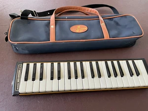 Teclado armónica Suzuki Melodion M-37 - Imagen 1 de 10