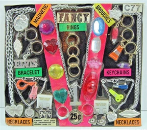 Real Rings Jewelry Elvis Necklace Earrings Gumball Vending Machine Disp Card #34 - Picture 1 of 1