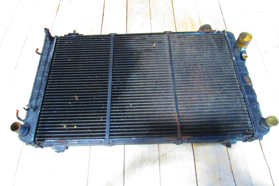 Conjunto de radiador Jaguar XJS V12 1984-90 usado ND Marston OEM USADO Foto 1 de 4