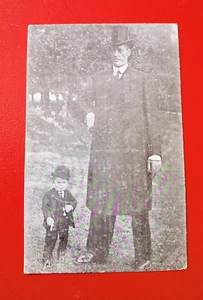 CPA ARTISTE - Notice Biographique du GEANT HUGO - Foto 1 di 2