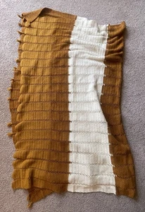 Vintage hausgemacht braun/butterscotch/cremefarben gehäkelt afghanisch mit Fransen - Bild 1 von 9