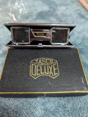 Vintage - Tasco Deluxe Binoculars Pocket Fold Up Opera/Concert Theater Glasses - Image 1 of 3