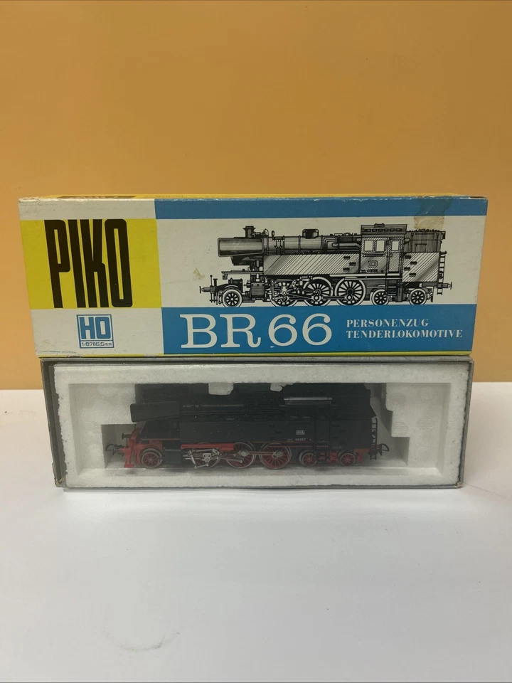 USED  PIKO BR 66 HO 2-6-4 LOCOMOTIVE  5/6301 New - Image 1 of 2