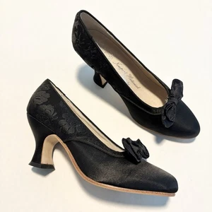 NEW American Duchess Seabury Heels Rare Newport Historical Society Size 7 - Picture 1 of 11