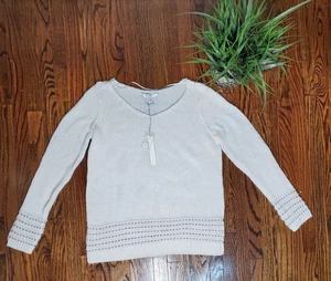 LC Lauren Conrad NWT Metallic Trim V-Neck Knit Swaeter Cream Size M - Picture 1 of 11