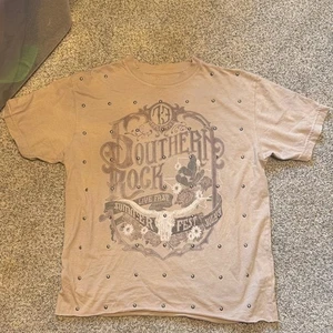 Affliction Southern Rock Tee size medium rivets - Foto 1 di 4