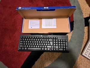 V7 KC0A1 KC0A1-4N6P USB Wired Keyboard - Picture 1 of 5