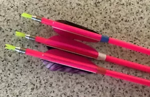 Fletching Friend. Heat Shrink Sleeving to Bind or Anchor Arrow Feathers or Vanes - Picture 1 of 3