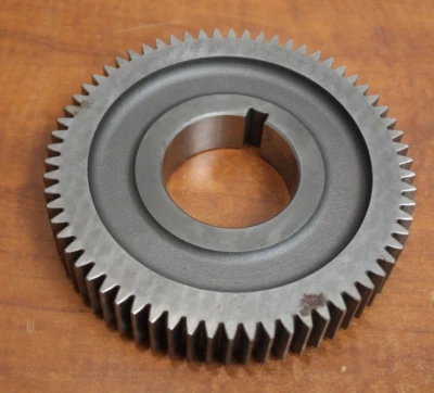 Genuine Eaton Fuller 4305665 Countershaft Gear - Image 1 of 4