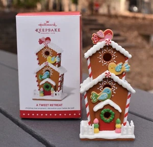 Hallmark Keepsake Ornament A Tweet Retreat 2015 exclusivo para miembros - Imagen 1 de 8