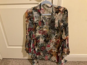 Top Dor Dor Couture maglia manica svasata vernice boho splash rosso fucsia grigio - Foto 1 di 5