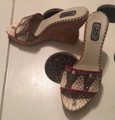 Sandalias de cuña con plataforma negras/rojas de cuero con estampado de serpiente SALPY HECHAS A MANO | TALLA 7,5  Foto 1 de 4