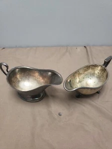 (2) Vintage silver plated sauce boats - Picture 1 of 11