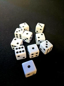Paquete de 10 Dados 16mm Cuadrados BLANCOS - Opaco - Pip Negro - Imagen 1 de 2