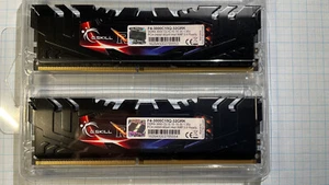 SKILL RipJaws 4x8GB DIMM Kit F4-300C15Q-32GRK DDR4-3000 RAM - Bild 1 von 6