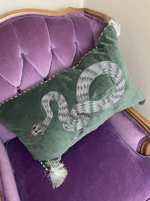 Cubierta/almohada Pottery Barn Harry Potter Green Slytherin serpiente 16x26 Foto 1 de 3