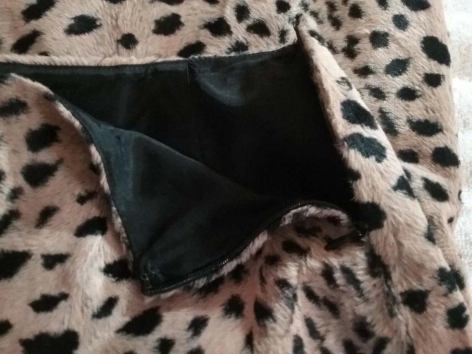 Oscar De La Renta - Falda Lápiz Guepardo Estampado Animal Talla 10 Excelente Usada  Foto 1 de 4