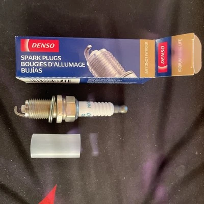 One New Denso Iridium Long Spark Plug 3324 SK16R11 for Toyota & more - Image 1 of 2